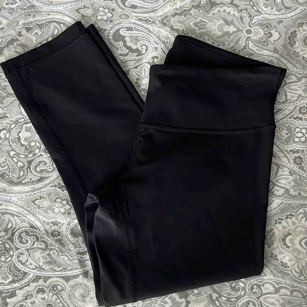 Lululemon yoga cropped leggings